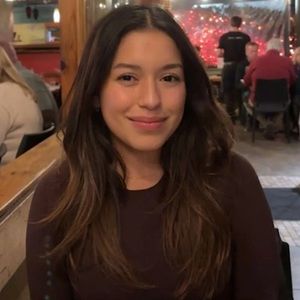 Meet your Posher, Galia